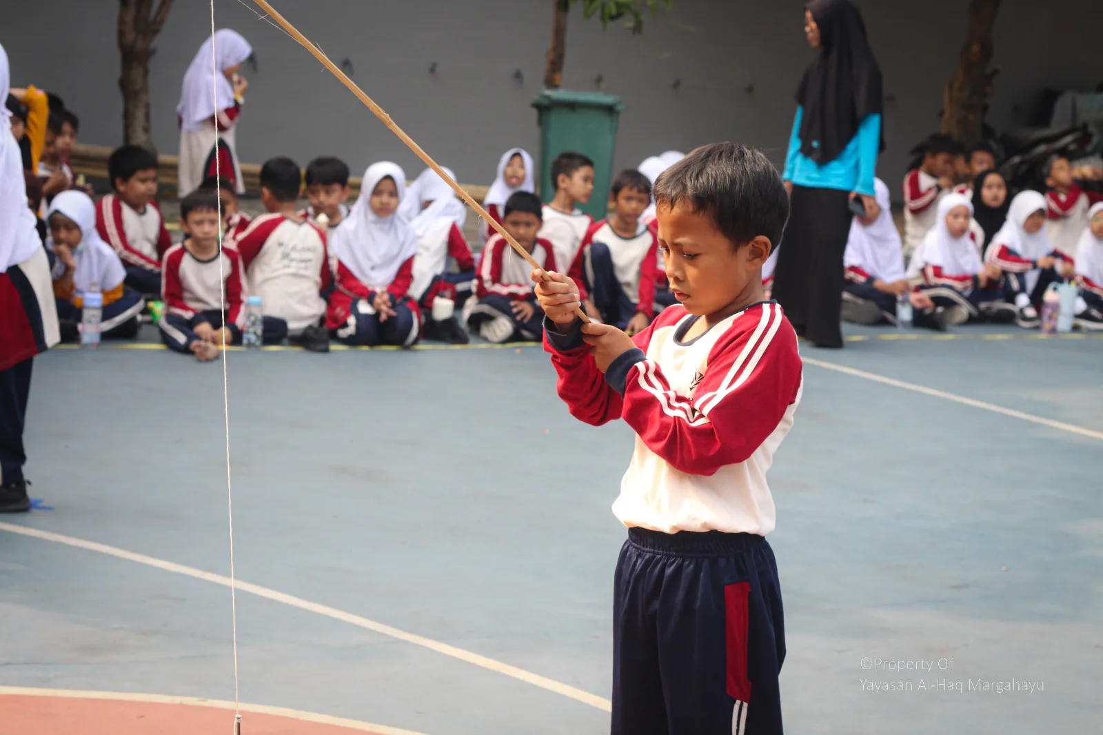 MI AL-HAQ  SEMARAK LOMBA 17 AGUSTUS foto 10 - Al-Haq Margahayu
