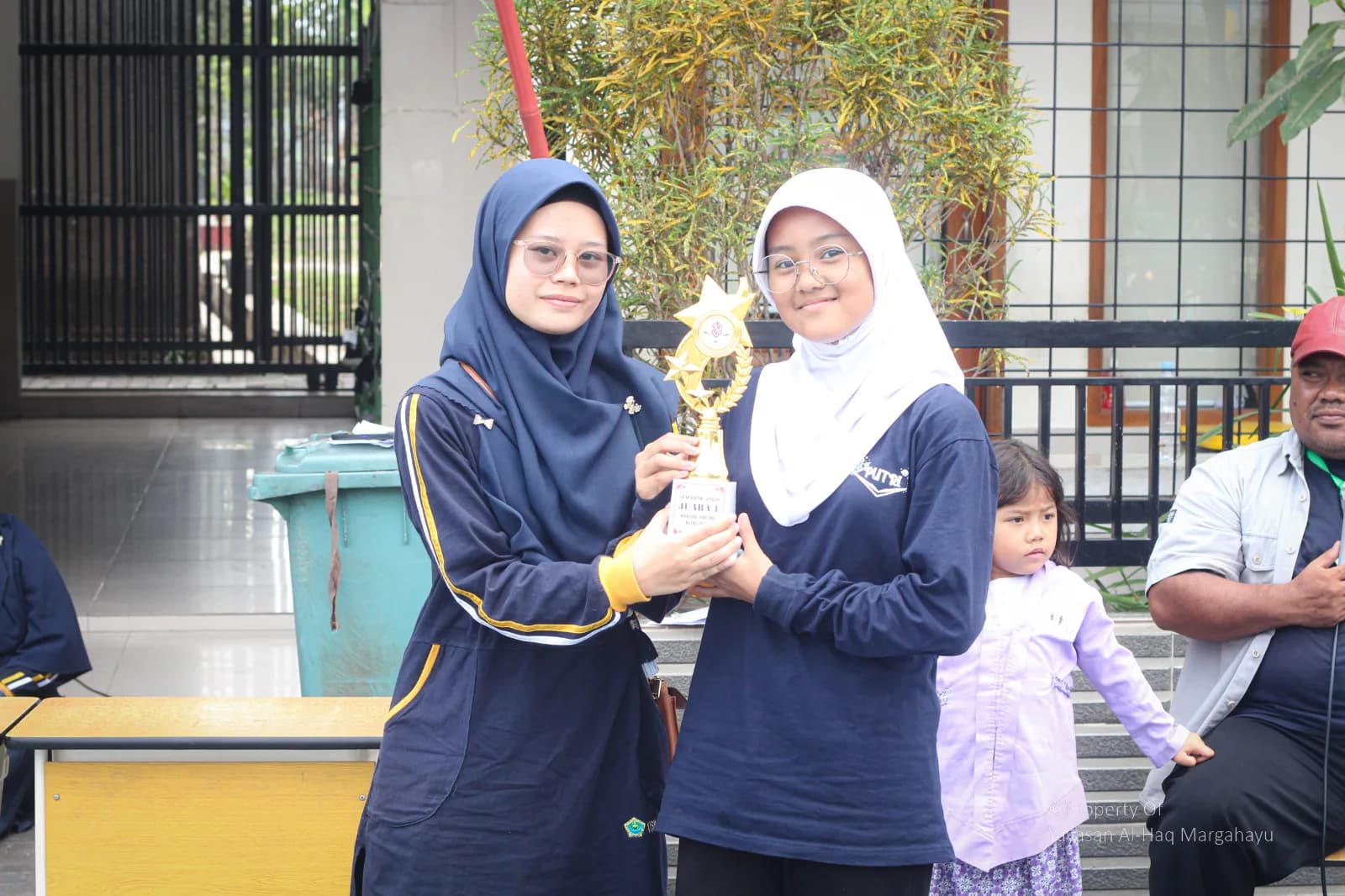 MI AL-HAQ  SEMARAK LOMBA 17 AGUSTUS foto 24 - Al-Haq Margahayu