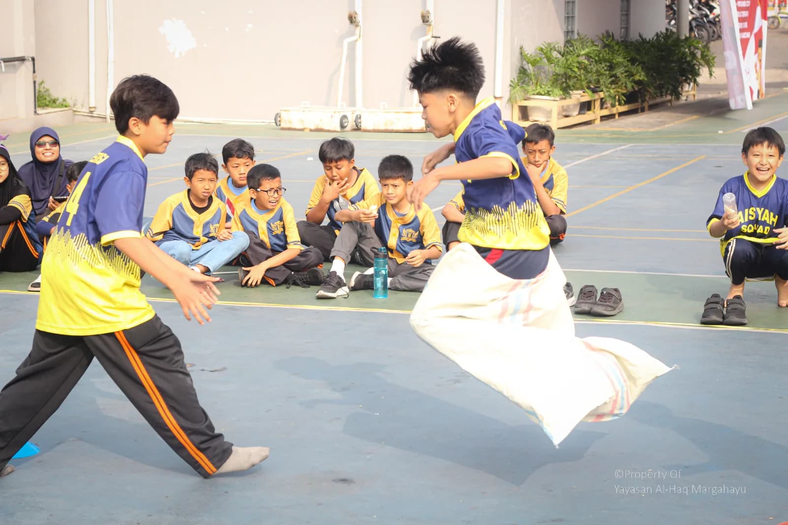 MI AL-HAQ  SEMARAK LOMBA 17 AGUSTUS foto 4 - Al-Haq Margahayu