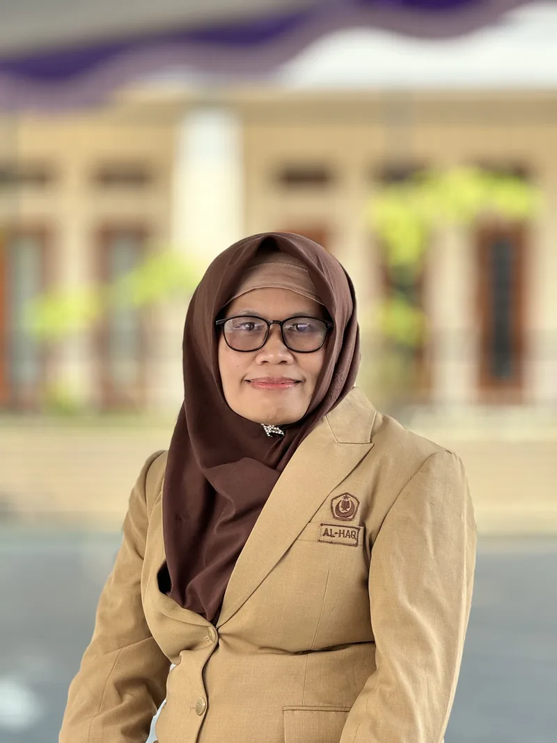 Foto Nurlaela Guru MI Al-Haq Margahayu Bandung
