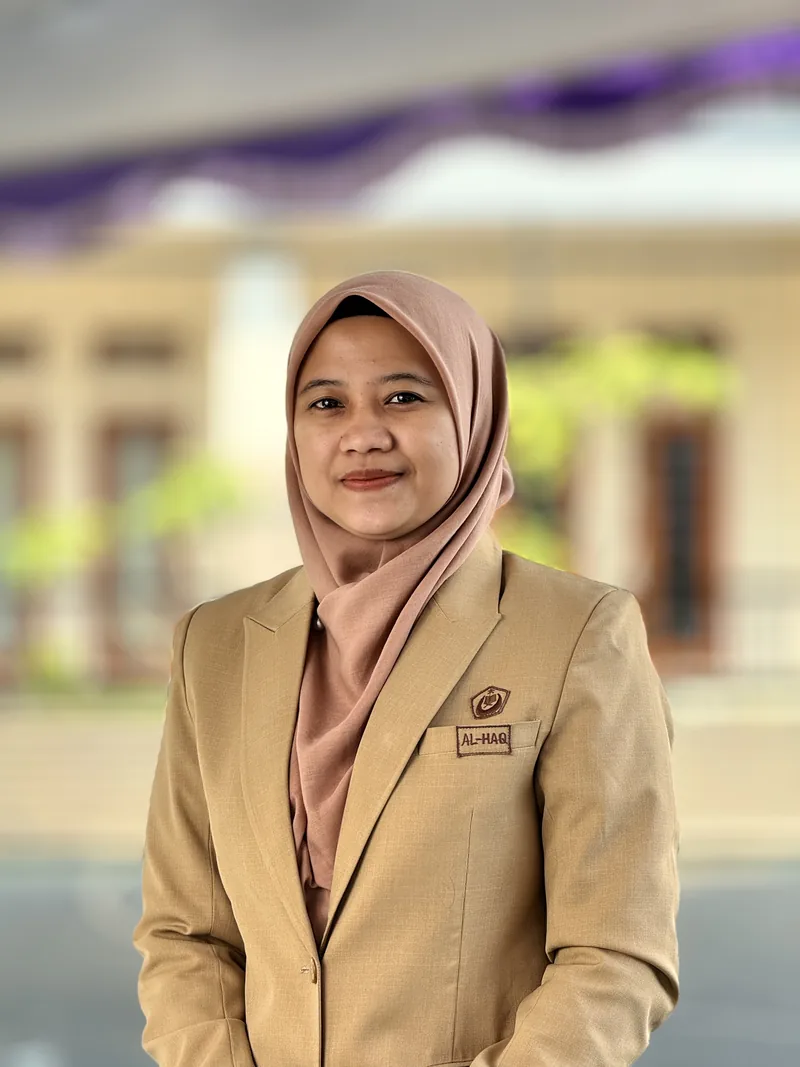 Foto Erfina Purwandari, S.Pd Guru MI Al-Haq Margahayu Bandung
