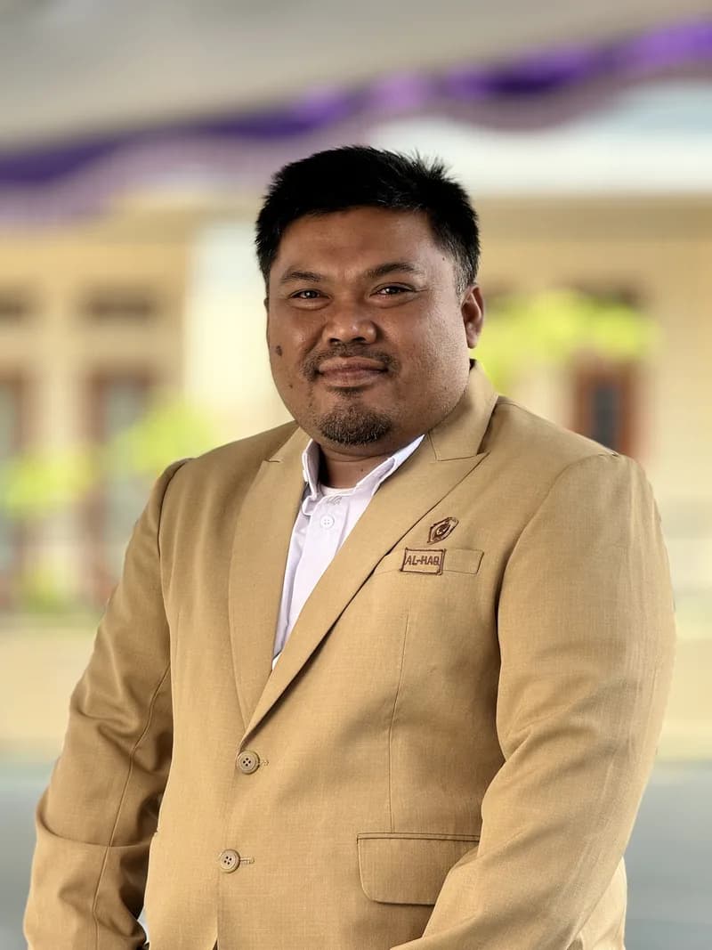 Foto Usep Ahmad Awaludin, S.Pd.I Guru MI Al-Haq Margahayu Bandung