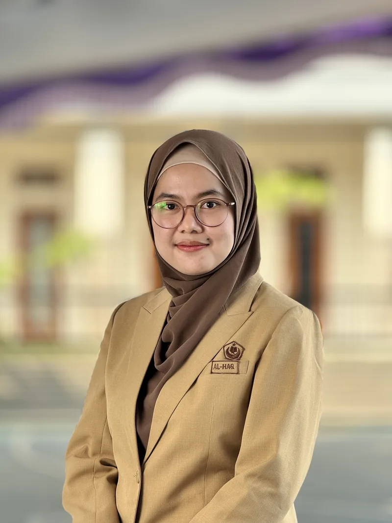 Foto Suci Pujiastuti P, S.Hum Guru MTs Al-Haq Margahayu Bandung